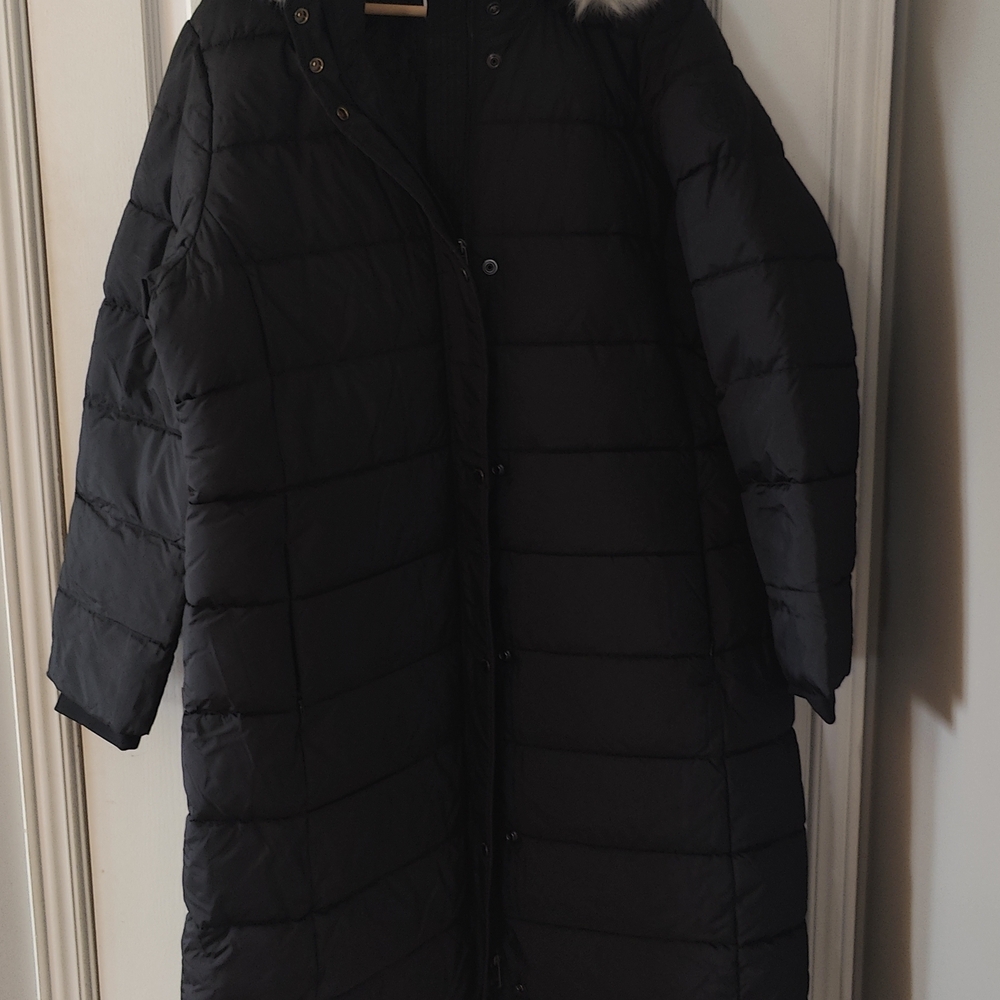 Women's Black Puffer Coat